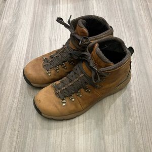 Danner Mountain 600 4.5" Rich Brown - Size 11